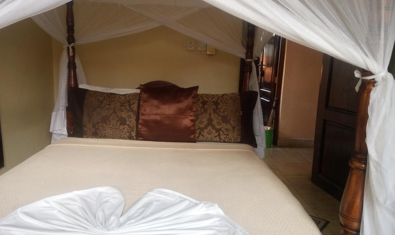 Transit Motel Ukonga Дар ес Саалам Екстериор снимка